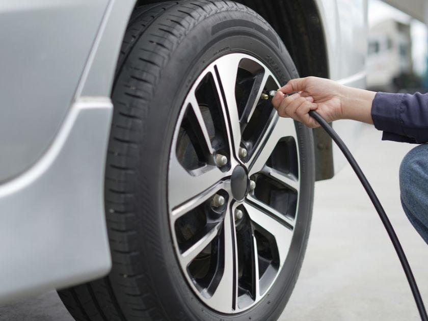 Preparar el coche para la ITV: productos y revisiones